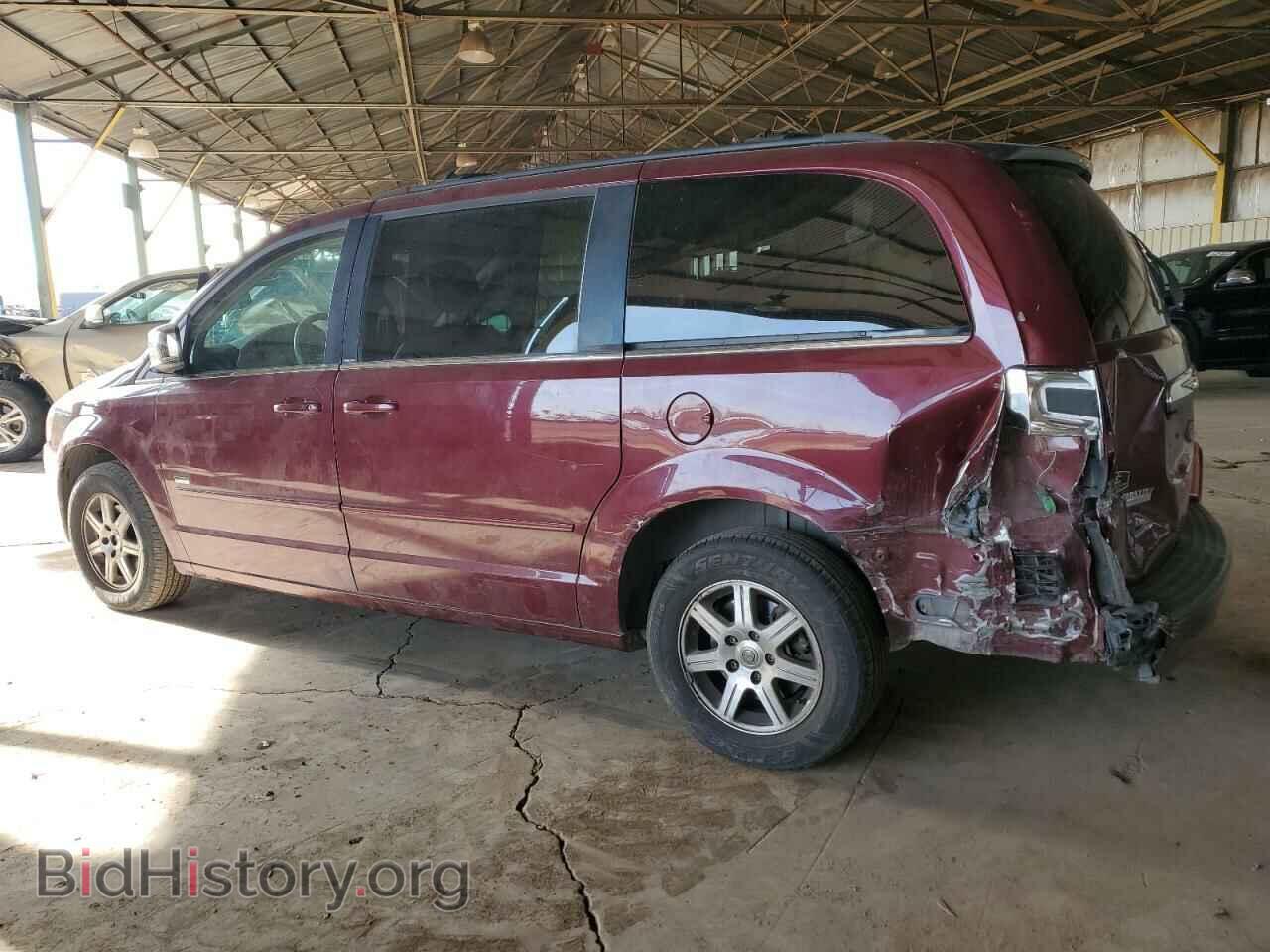 2008 CHRYSLER MINIVAN - VIN: 2A8HR54P28R722268 - Фото 2