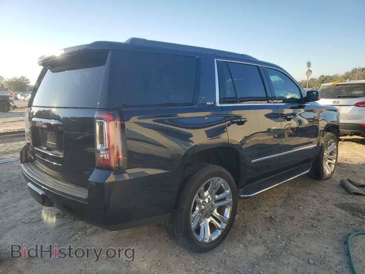2018 GMC YUKON - VIN: 1GKS1BKC7JR266321 - Фото 3