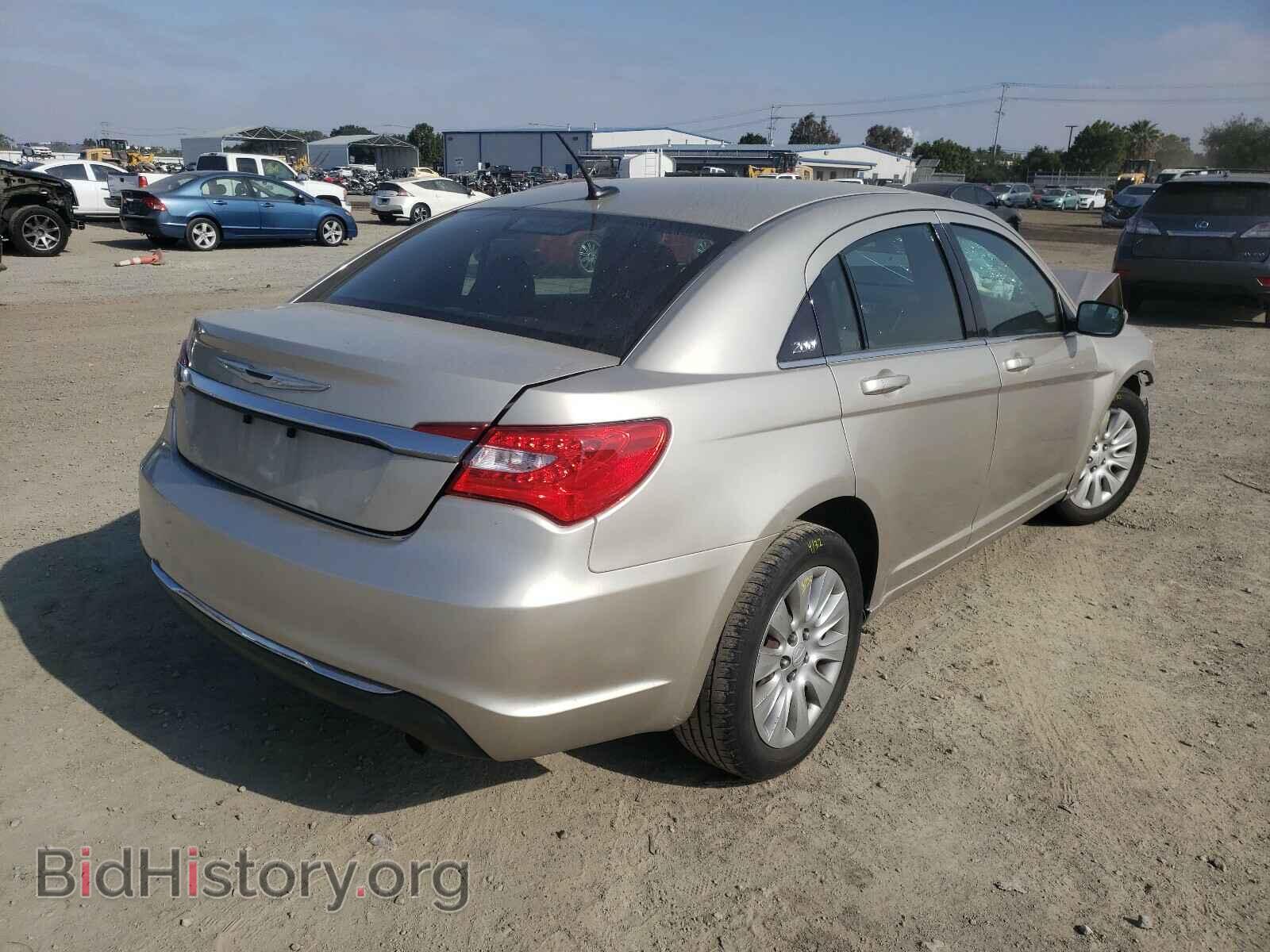 2013 CHRYSLER 200 - VIN: 1C3CCBAB3DN734550 - Photo 4