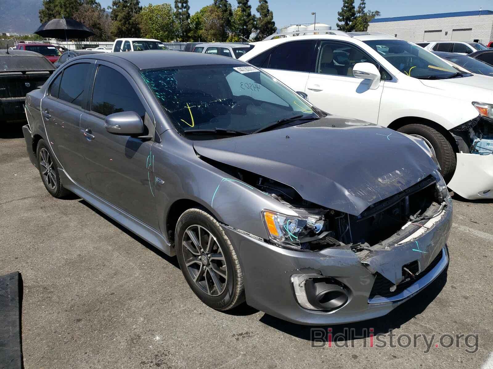 Photo JA32U2FU5HU009220 - MITSUBISHI LANCER 2017