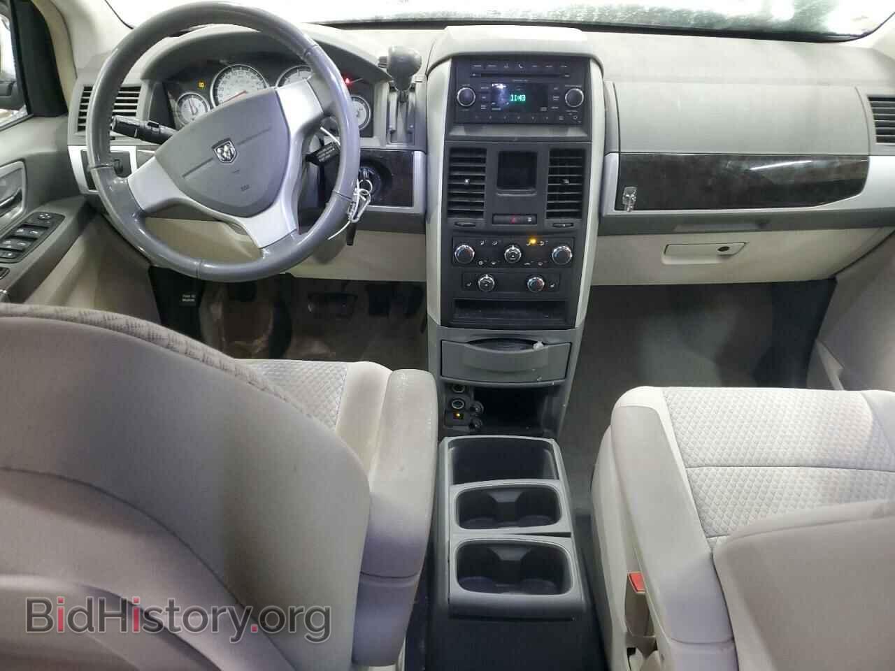 2010 DODGE CARAVAN - VIN: 2D4RN5D11AR369064 - Фото 8