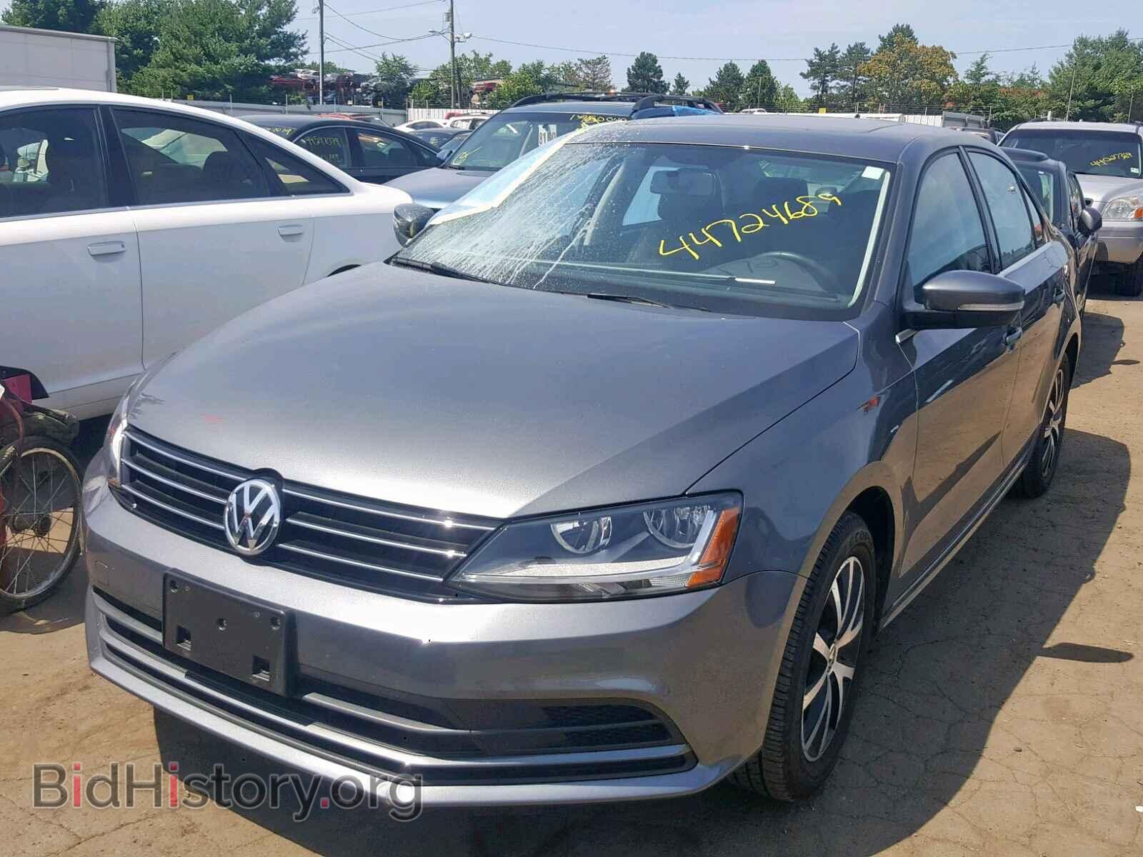 2017 VOLKSWAGEN JETTA - VIN: 3VWDB7AJ5HM376940 - Фото 2