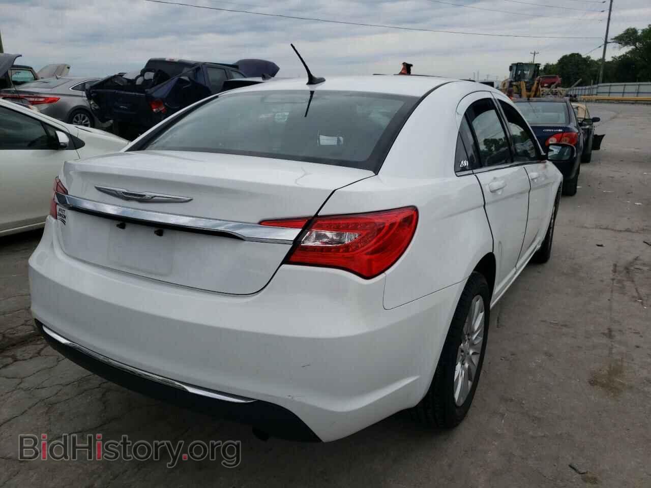 2012 CHRYSLER 200 - VIN: 1C3CCBAB7CN256695 - Фото 4