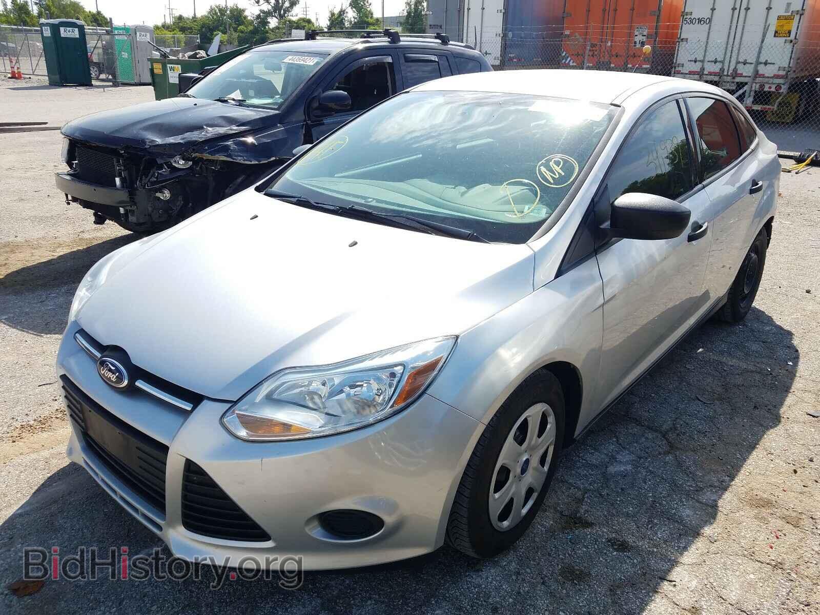 2014 FORD FOCUS - VIN: 1FADP3E21EL311330 - Фото 2