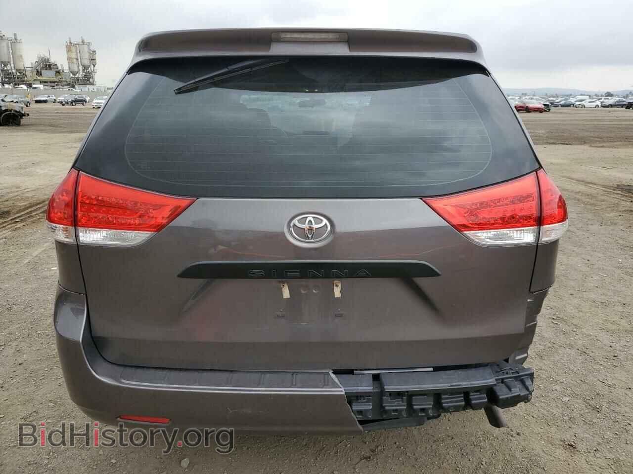 2011 TOYOTA All Models - VIN: 5TDZK3DC4BS155531 - Фото 6