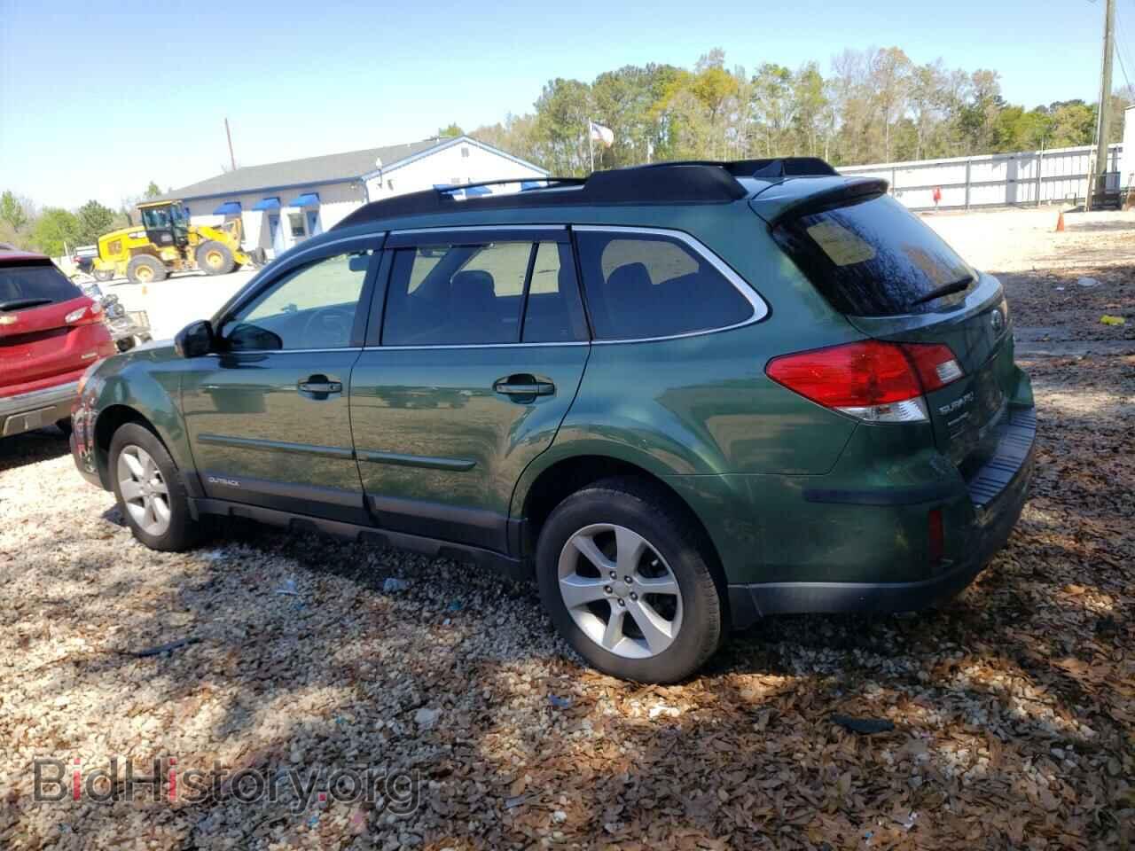 2014 SUBARU OUTBACK - VIN: 4S4BRCCC2E3246202 - Photo 2