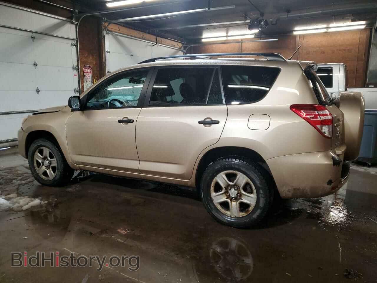 2011 TOYOTA RAV4 - VIN: 2T3BF4DV9BW175933 - Фото 2