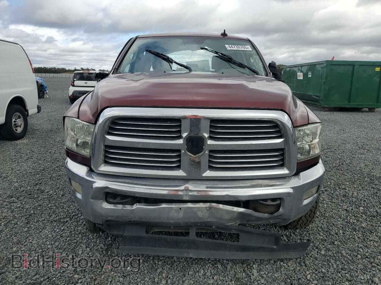 2017 RAM All Models - VIN: 3C6UR5DL7HG590334 - Photo 5