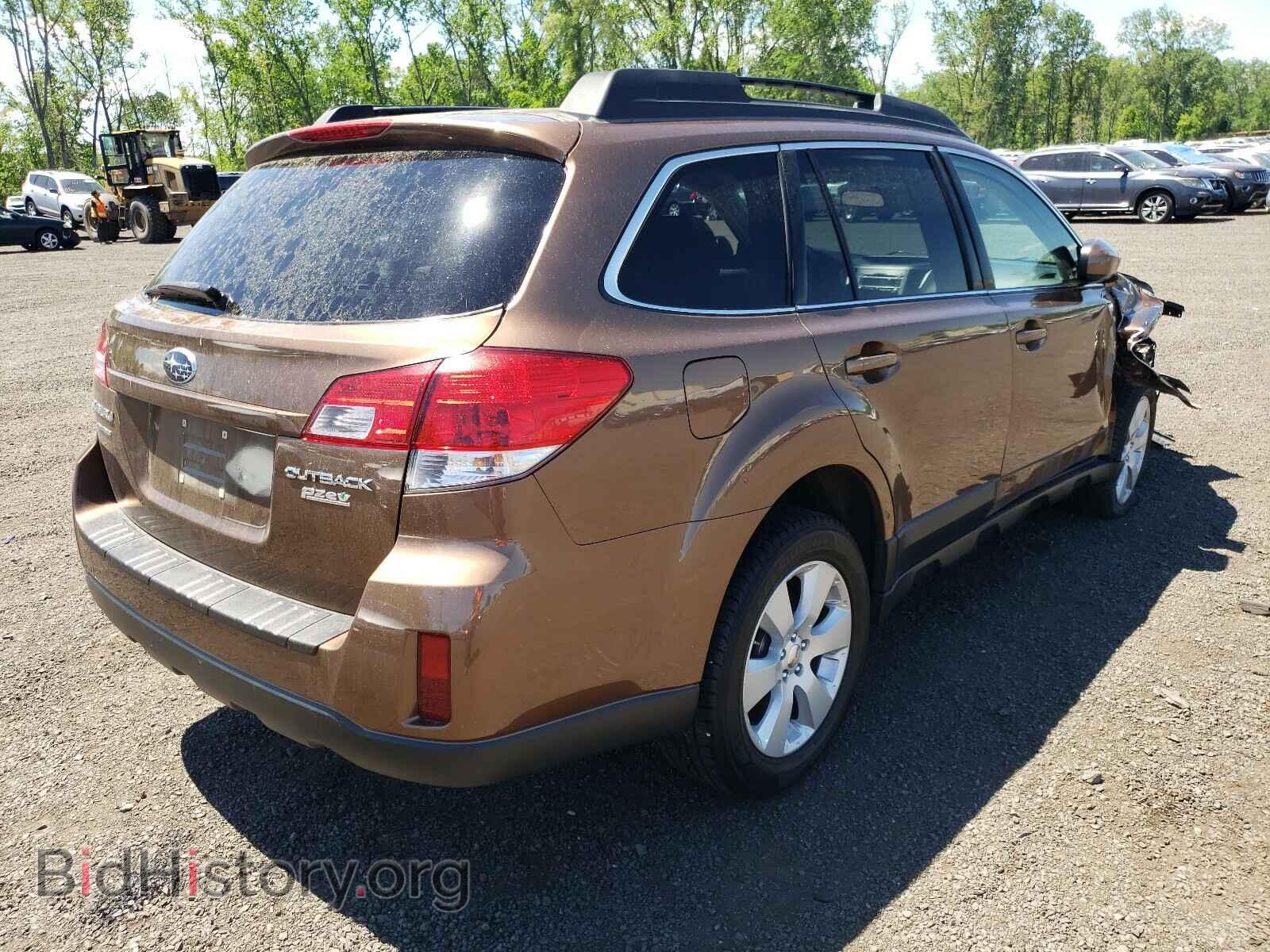 2011 SUBARU OUTBACK - VIN: 4S4BRBCC4B3315221 - Фото 4