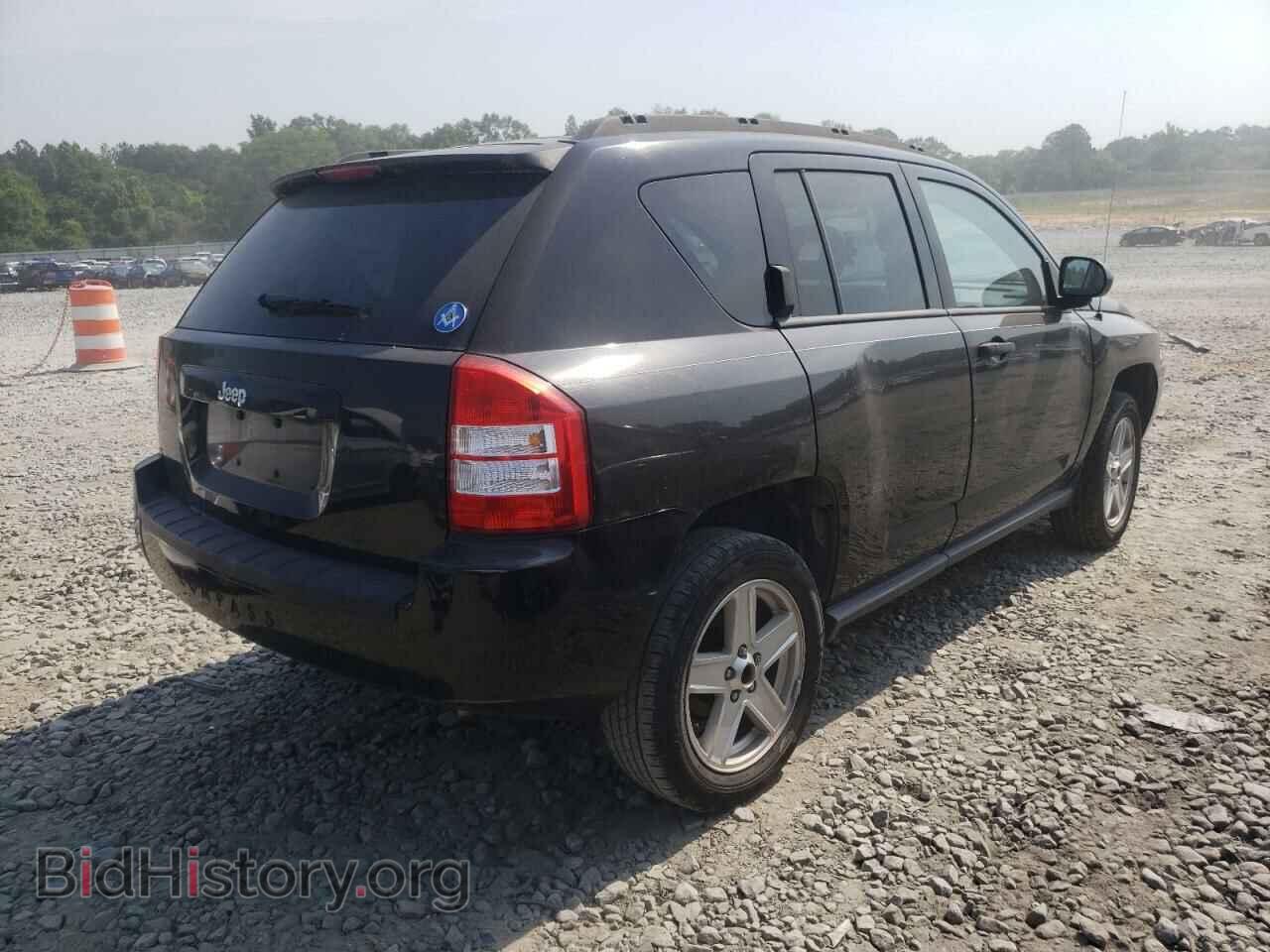 2007 JEEP COMPASS - VIN: 1J8FT47017D368908 - Фото 4