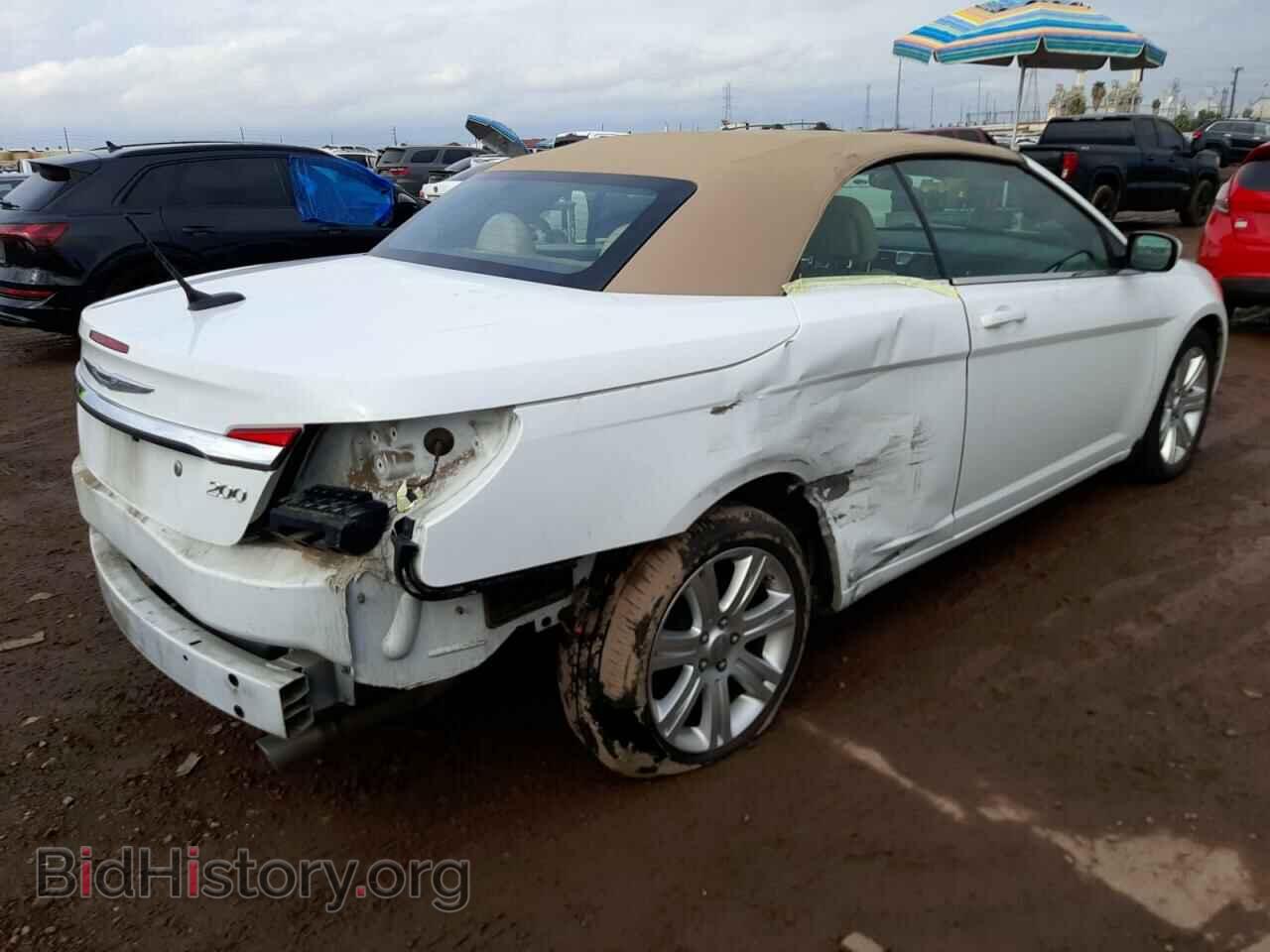 2013 CHRYSLER 200 - VIN: 1C3BCBEG0DN758757 - Фото 3