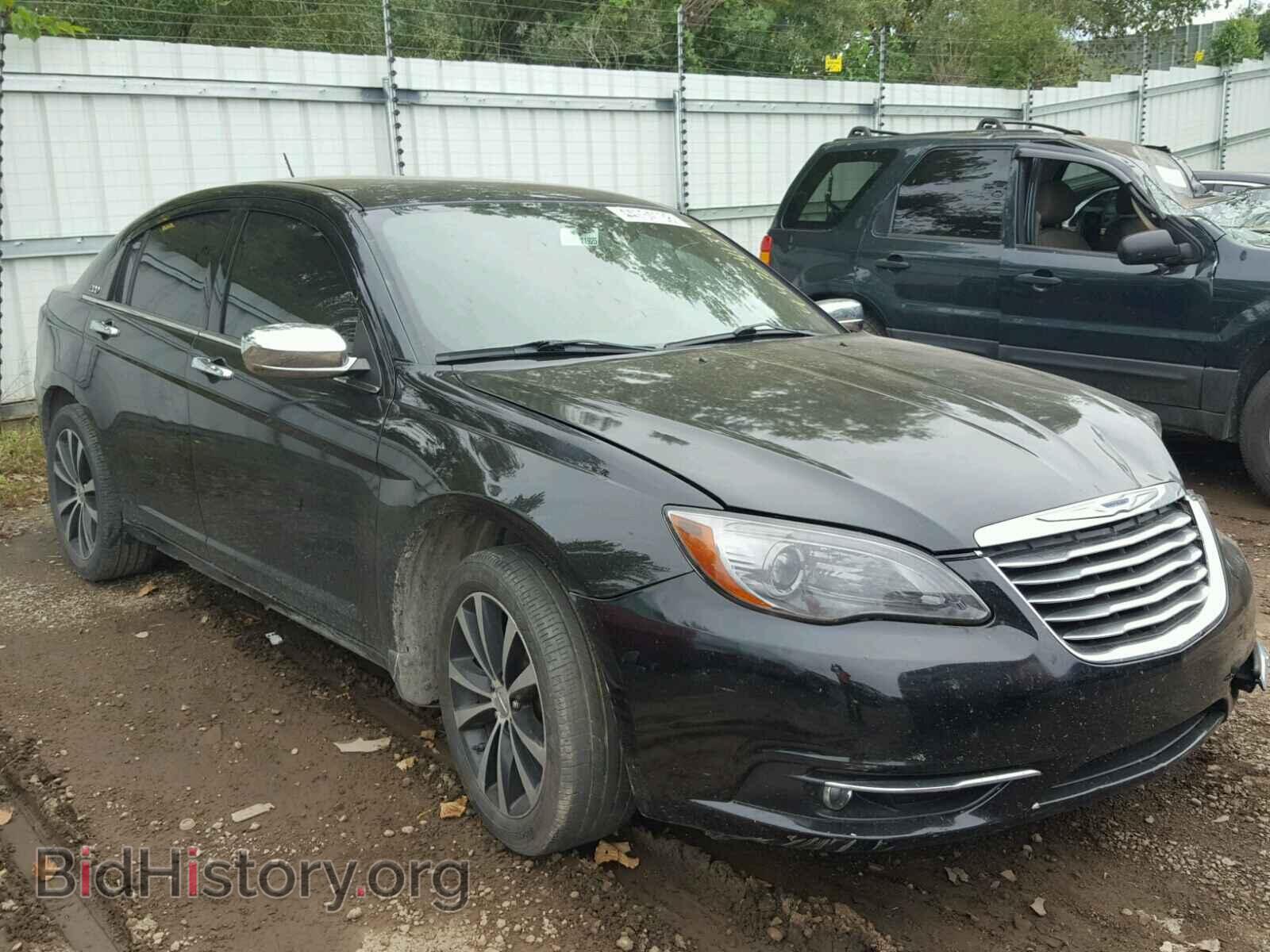 Photo 1C3BC2FBXBN569596 - CHRYSLER 200 2011