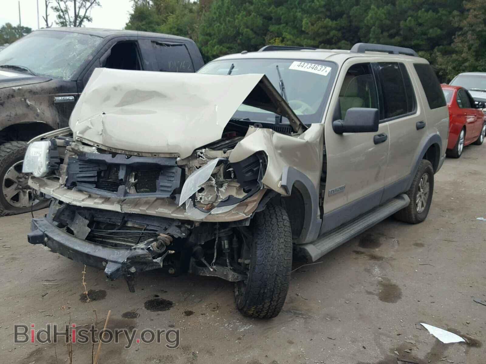 2006 FORD EXPLORER - VIN: 1FMEU63E96UB62825 - Photo 2
