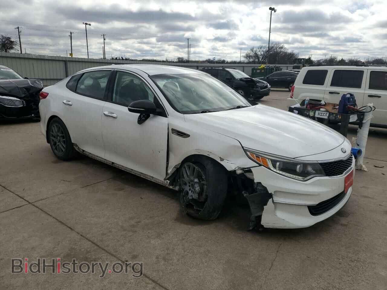 2018 KIA OPTIMA - VIN: 5XXGU4L32JG261663 - Photo 4