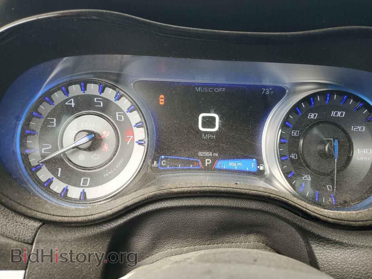 2019 CHRYSLER 300 - VIN: 2C3CCABG5KH516281 - Фото 9