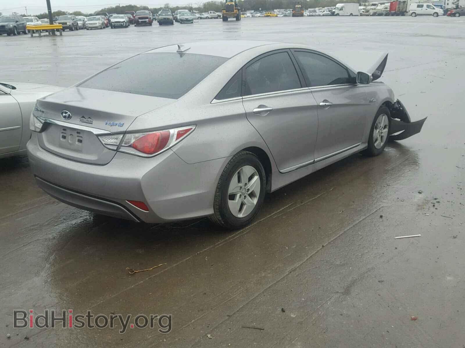 2012 HYUNDAI SONATA - VIN: KMHEC4A43CA042775 - Photo 4