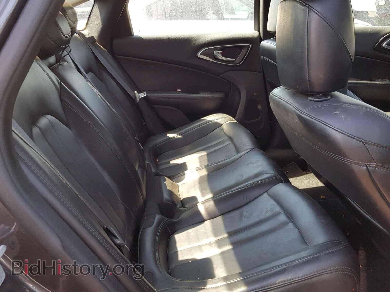 2016 CHRYSLER 200 - VIN: 1C3CCCAB6GN193892 - Фото 6