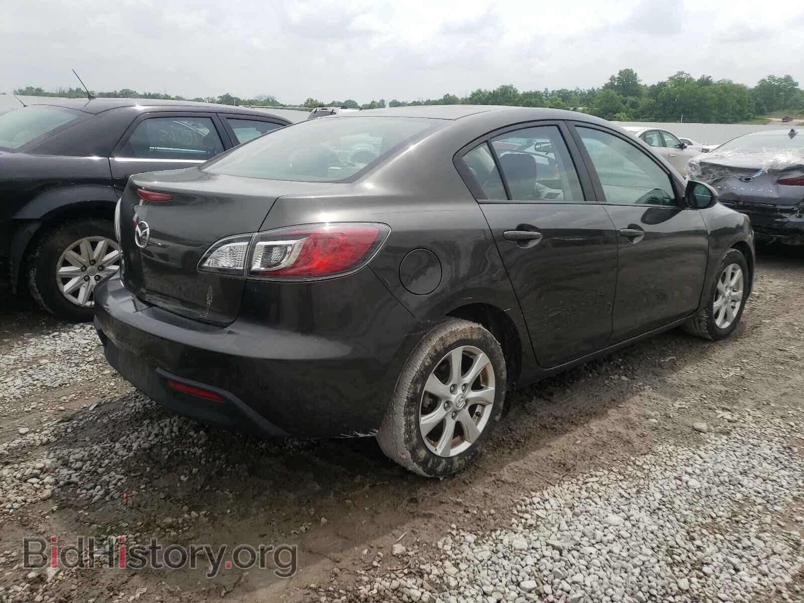 2011 MAZDA 3 - VIN: JM1BL1VF2B1410704 - Фото 4