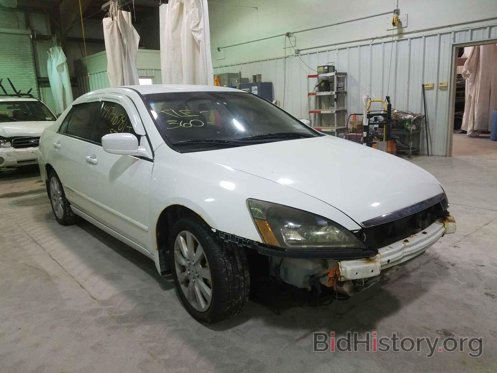 Photo 1HGCM56117A211759 - HONDA ACCORD 2007