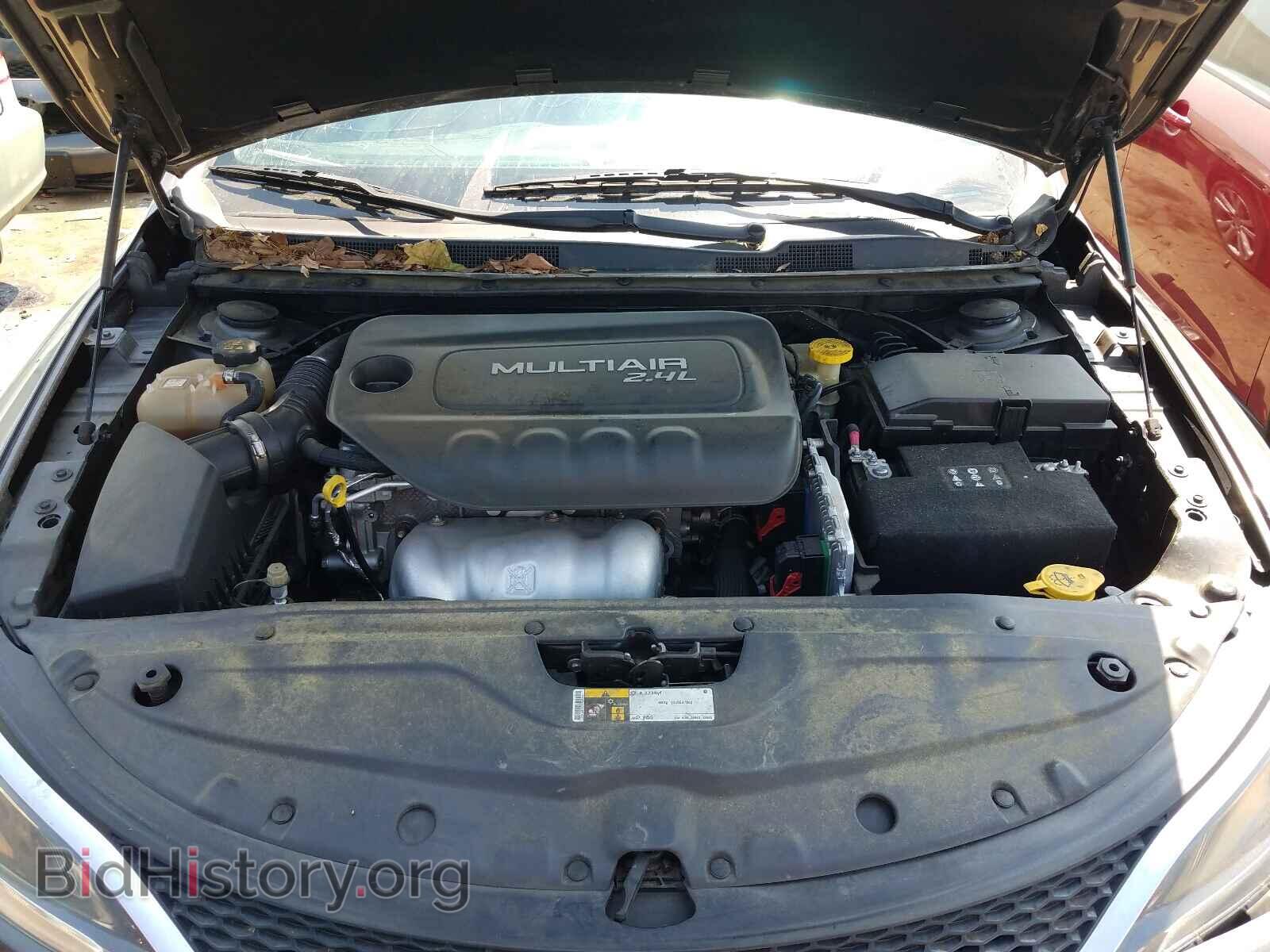 2016 CHRYSLER 200 - VIN: 1C3CCCAB2GN163885 - Фото 7
