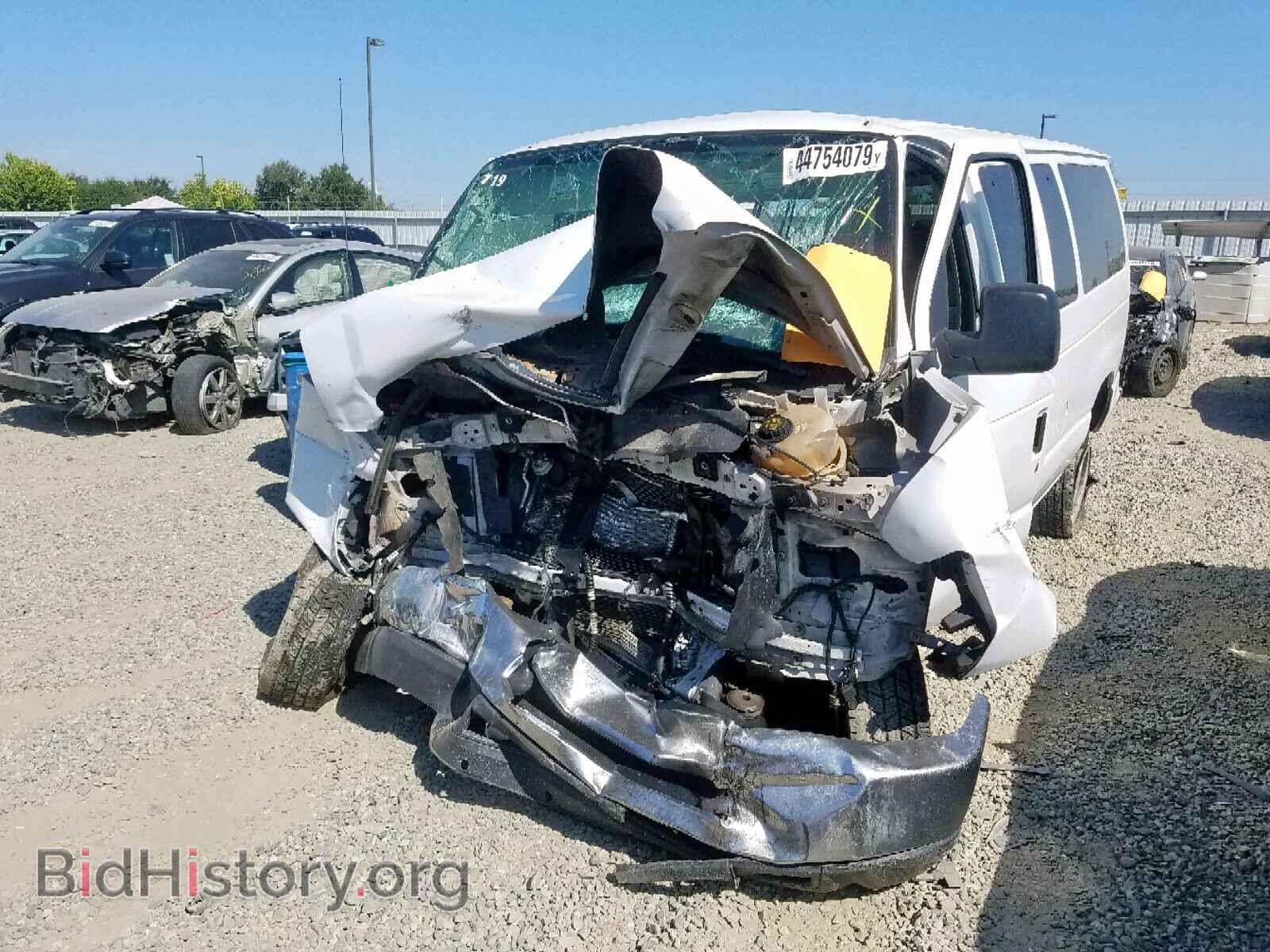 2011 FORD ECONOLINE - VIN: 1FBNE3BL0BDA64667 - Фото 2