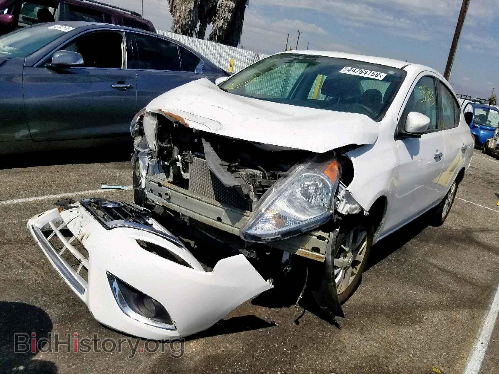 2018 NISSAN VERSA - VIN: 3N1CN7APXJL875662 - Фото 2