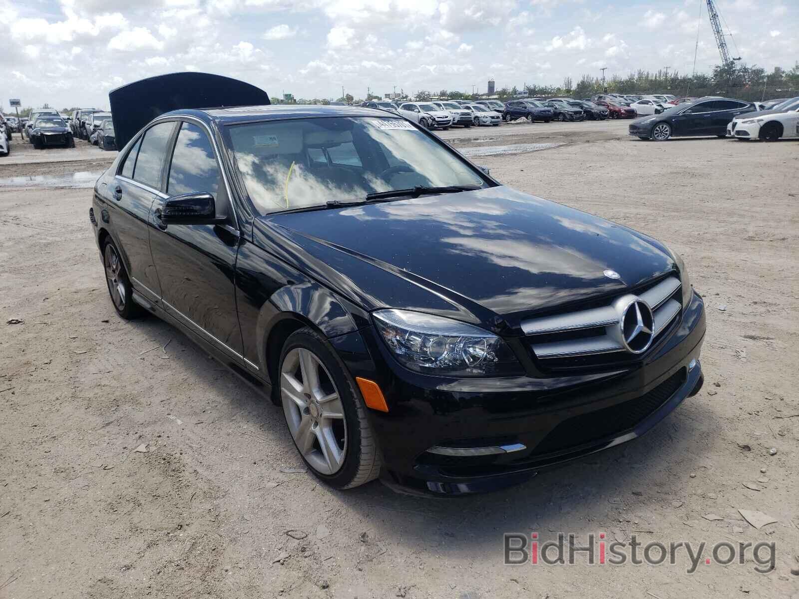 Photo WDDGF5EB3BR160107 - MERCEDES-BENZ C CLASS 2011