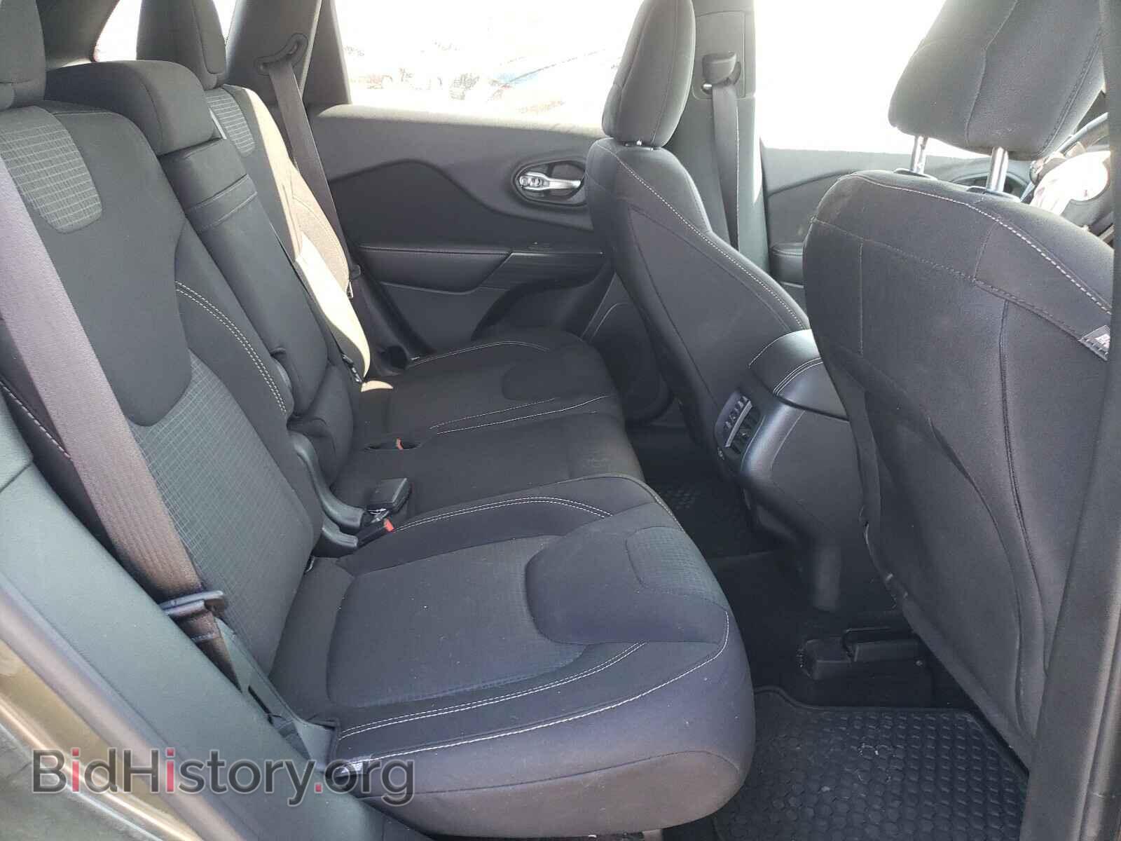2016 JEEP CHEROKEE - VIN: 1C4PJMCS5GW111117 - Photo 6