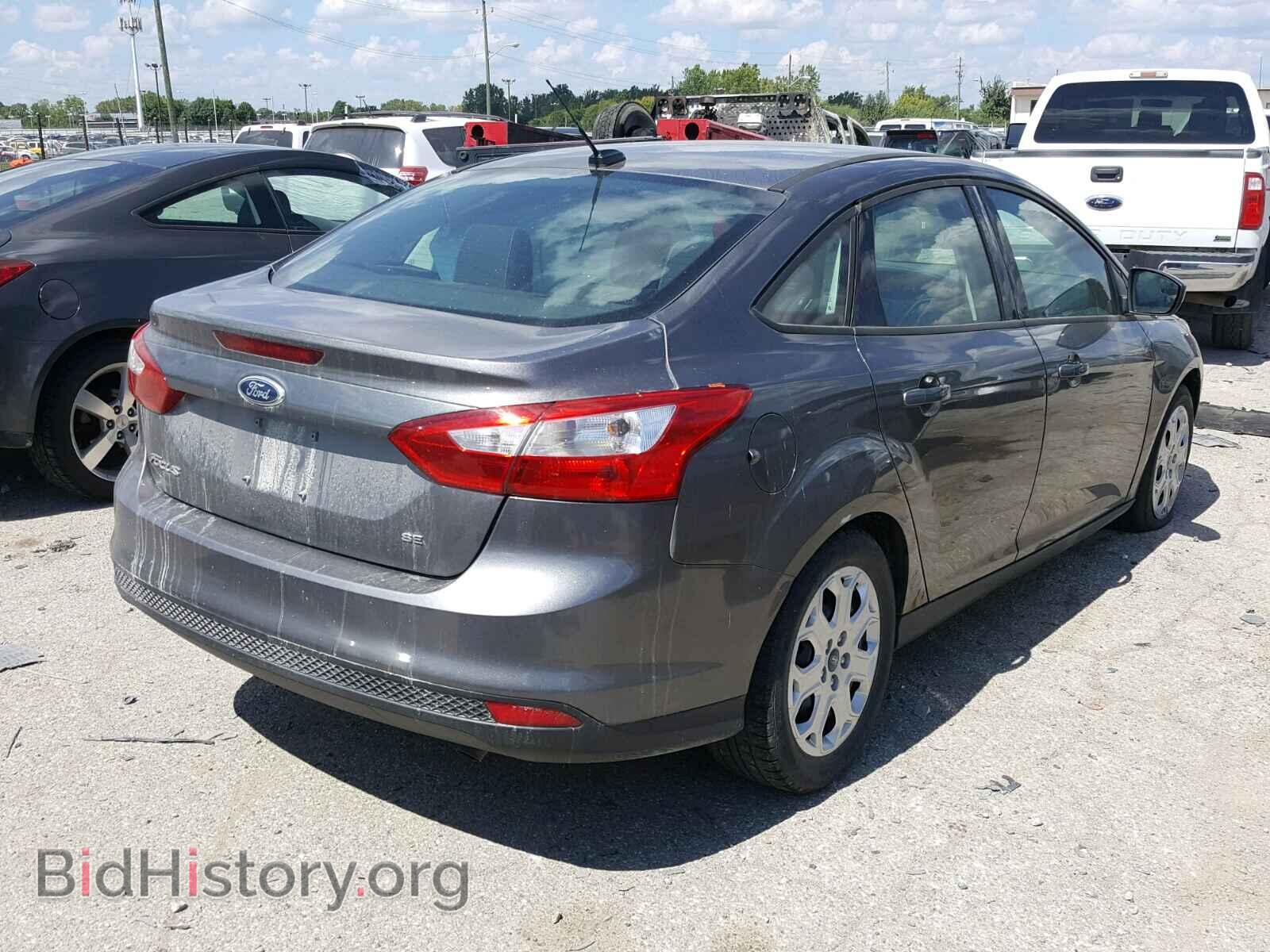 2012 Ford FOCUS (VIN 1FAHP3F23CL233971) — фото 4 из 10