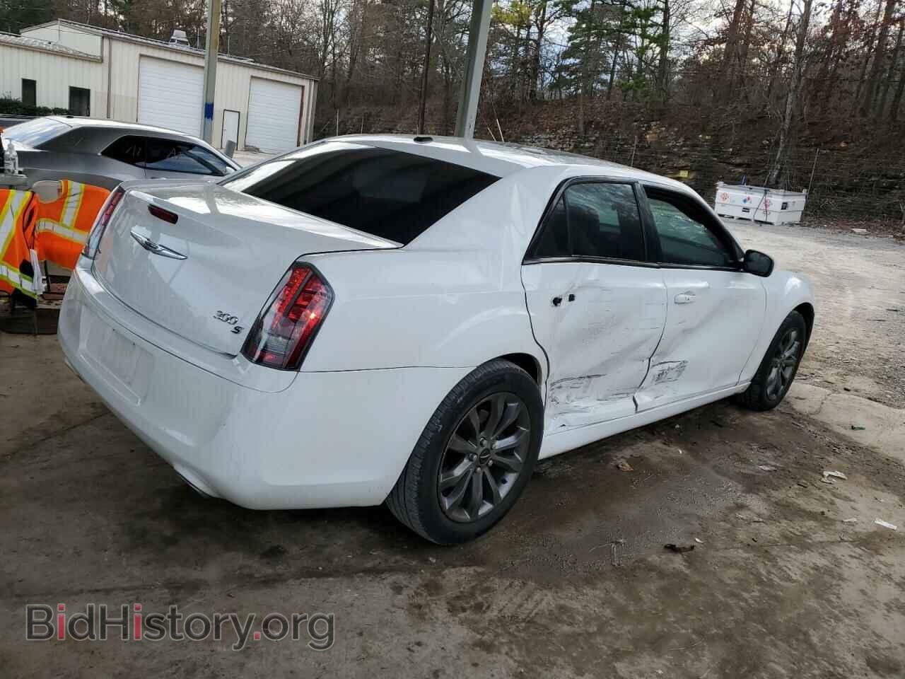2014 CHRYSLER 300 - VIN: 2C3CCAGGXEH232982 - Фото 3