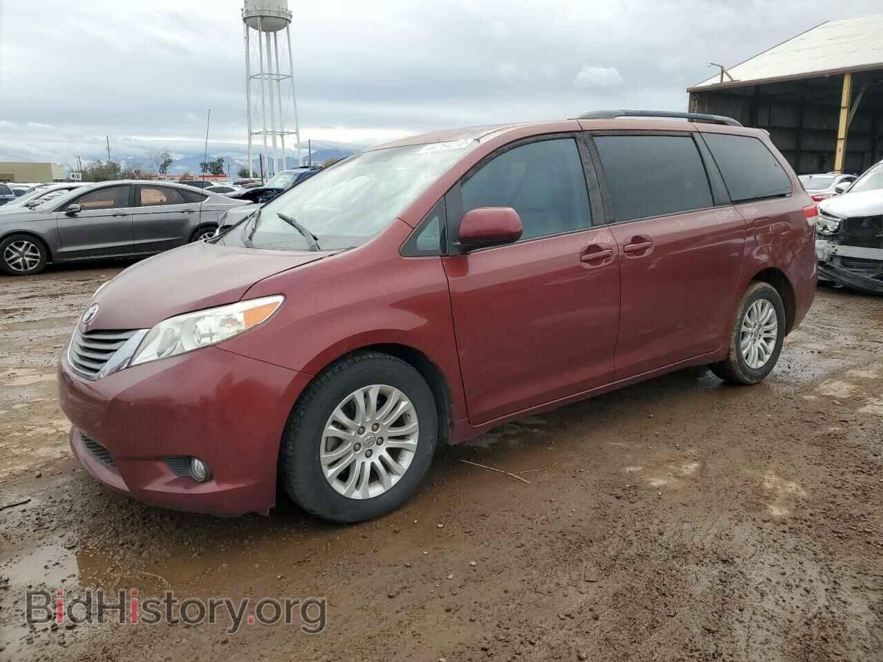 Photo 5TDYK3DCXES496061 - TOYOTA SIENNA 2014