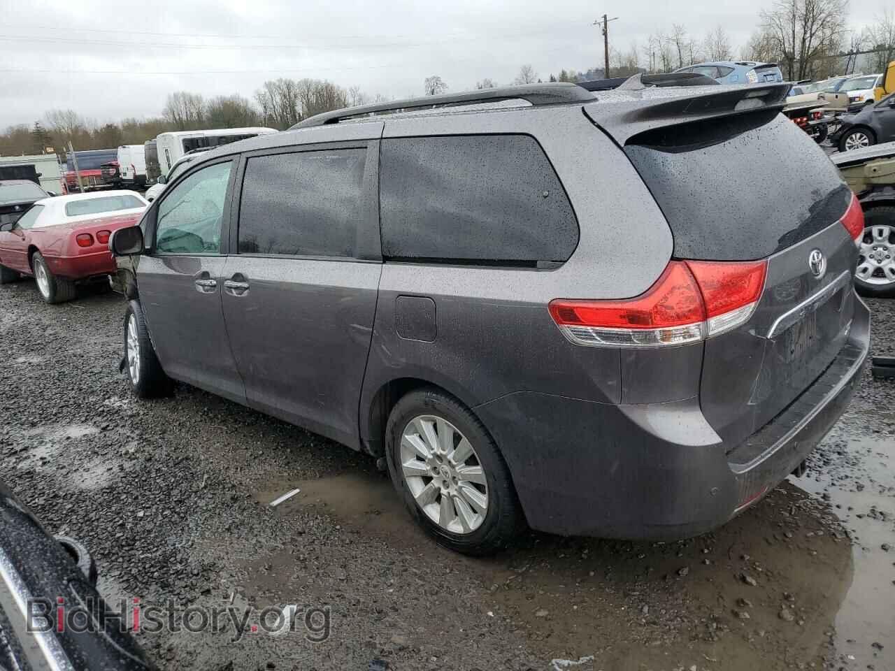 2011 TOYOTA All Models - VIN: 5TDDK3DC5BS025817 - Photo 2