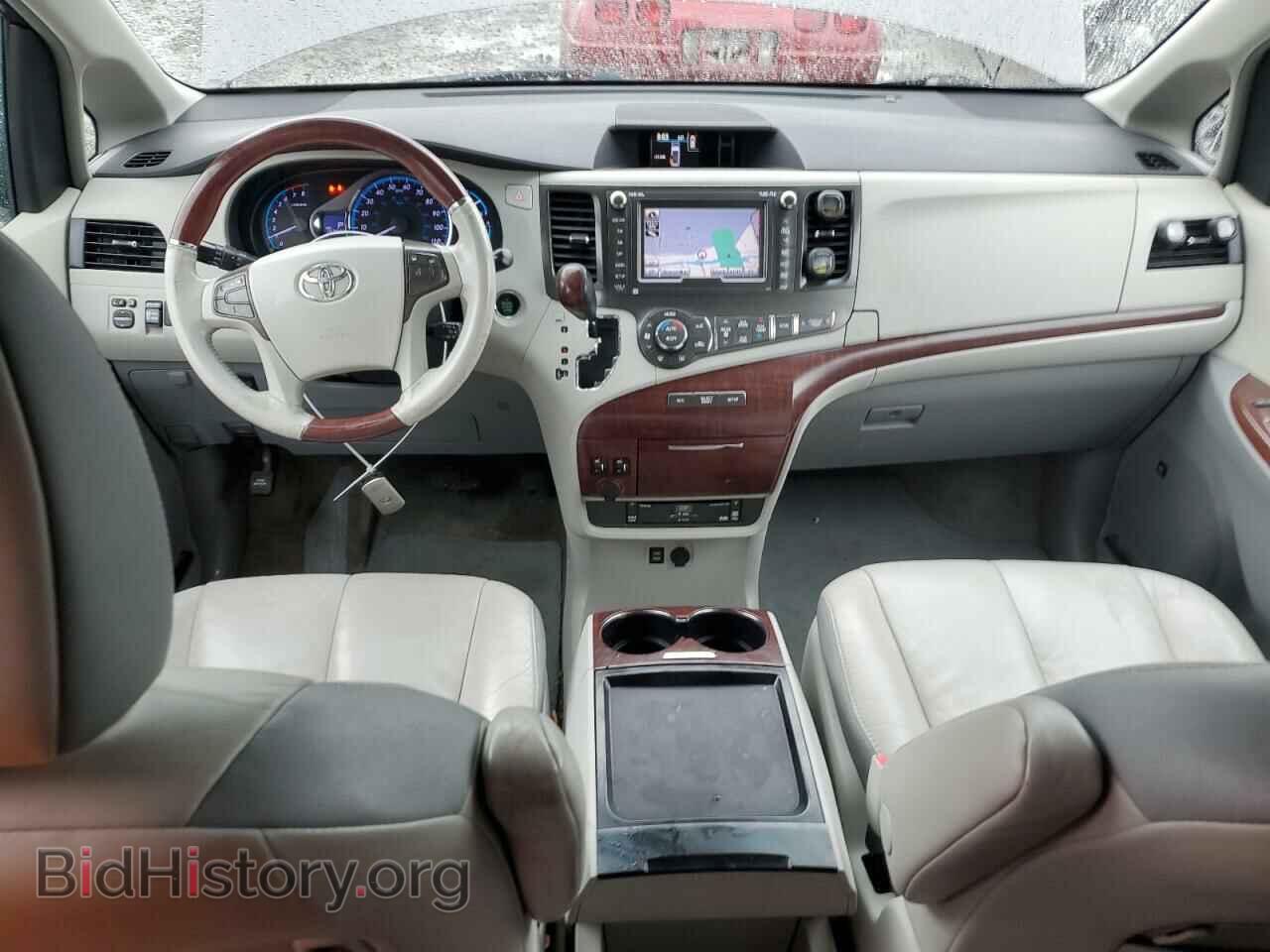 2011 TOYOTA All Models - VIN: 5TDDK3DC5BS025817 - Photo 8