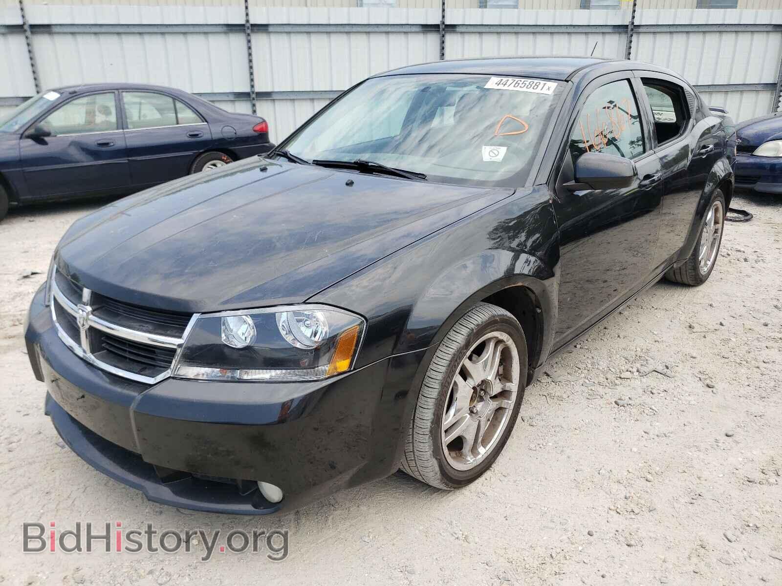 2010 DODGE AVENGER - VIN: 1B3CC5FB7AN209090 - Фото 2