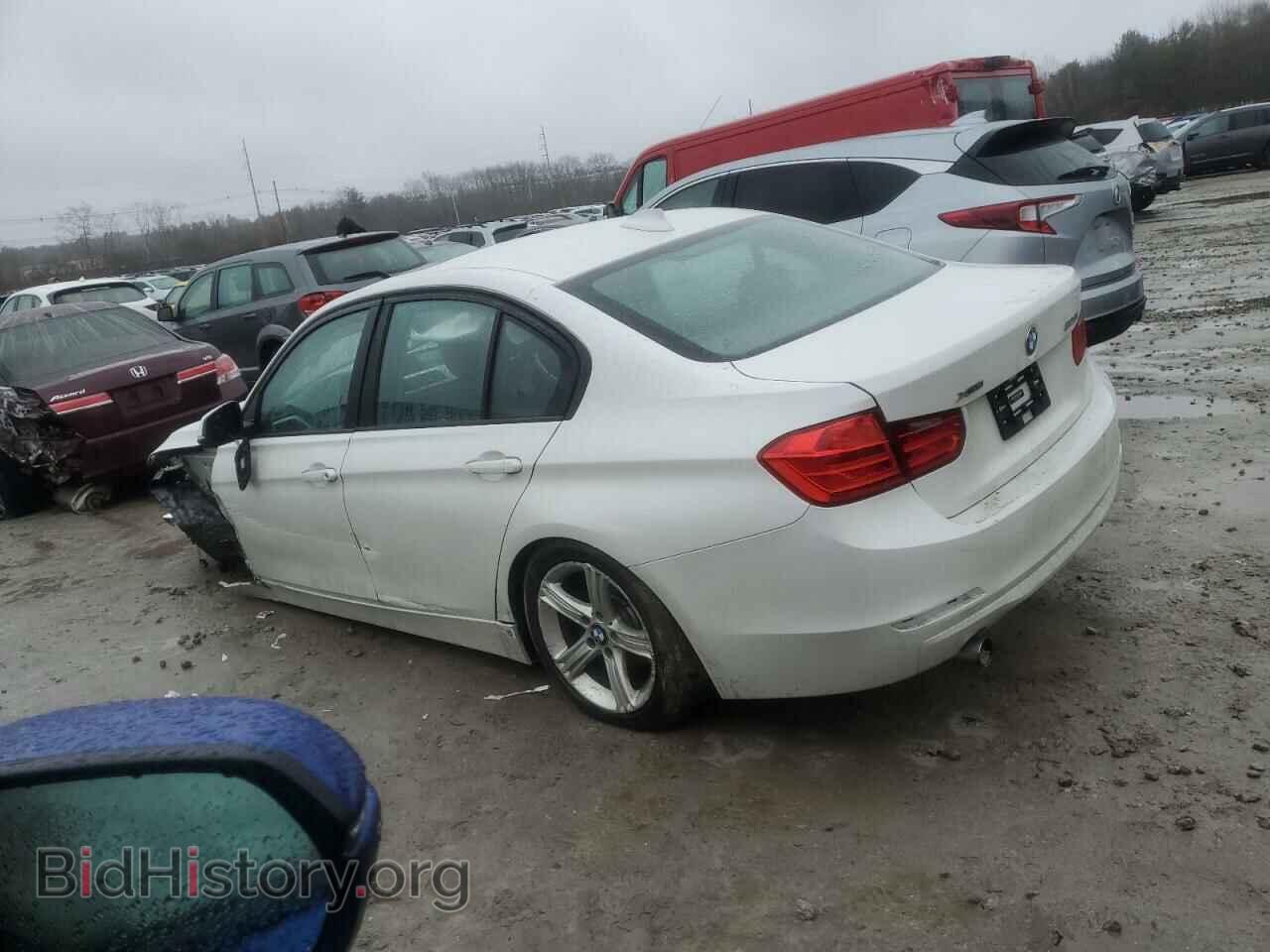 2013 BMW 3 SERIES - VIN: WBA3C3C57DF979920 - Фото 2