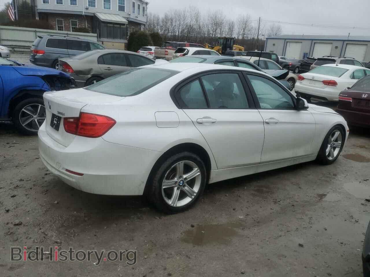 2013 BMW 3 SERIES - VIN: WBA3C3C57DF979920 - Фото 3