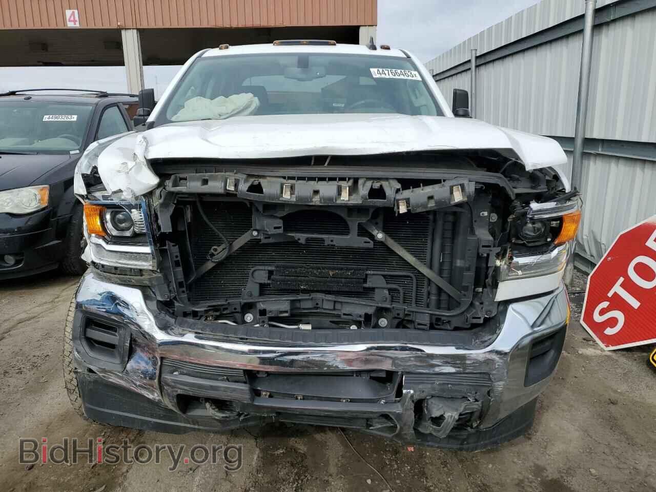 2018 GMC SIERRA - VIN: 1GT12REG9JF170543 - Фото 5