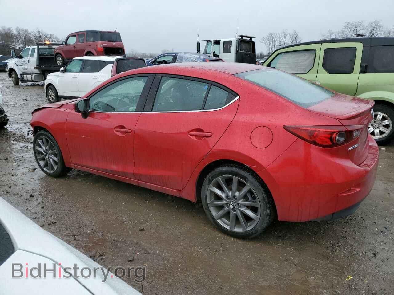 2018 MAZDA 3 - VIN: 3MZBN1V39JM218257 - Фото 2