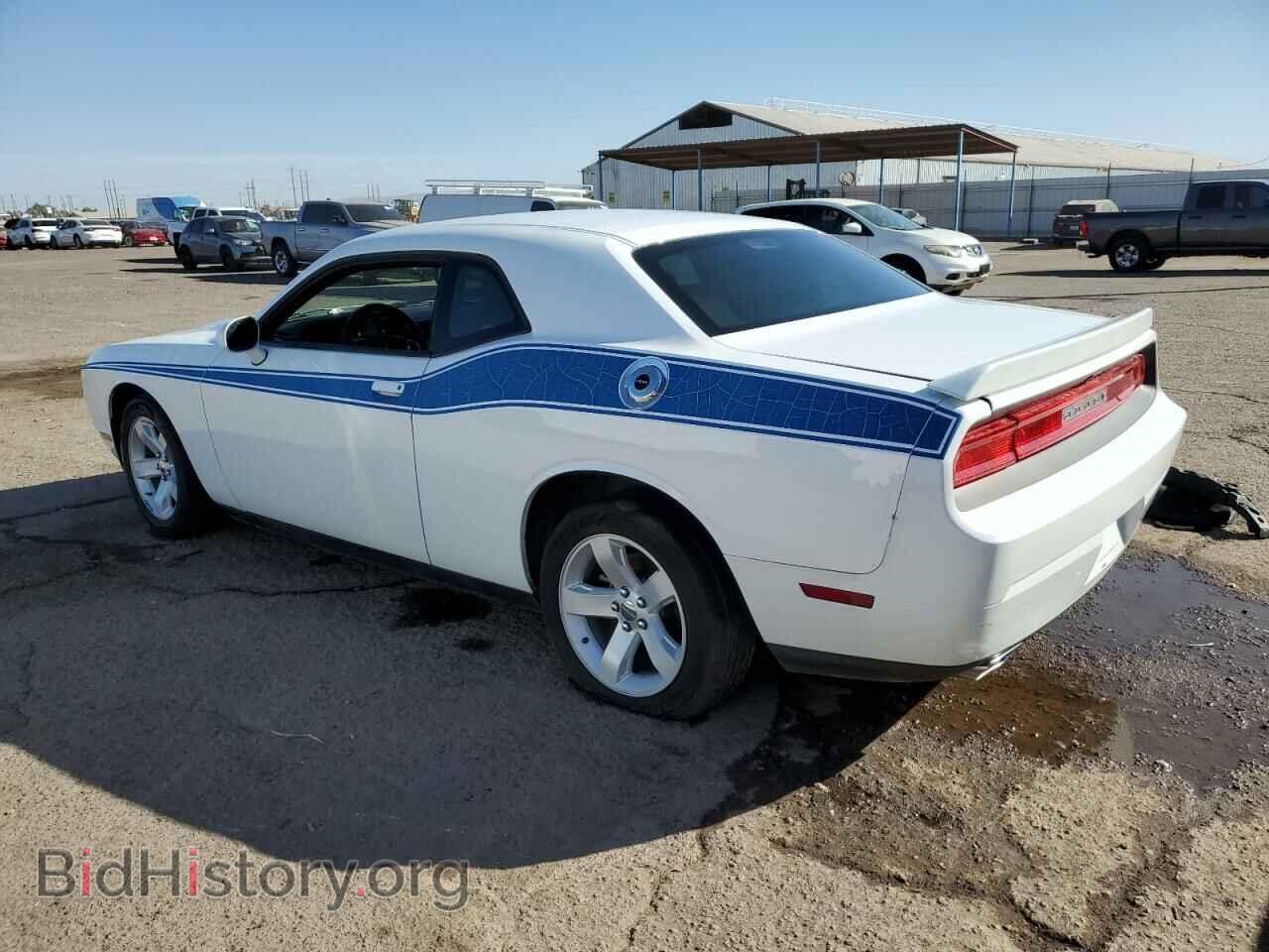 2014 DODGE CHALLENGER - VIN: 2C3CDYAG1EH111059 - Фото 2