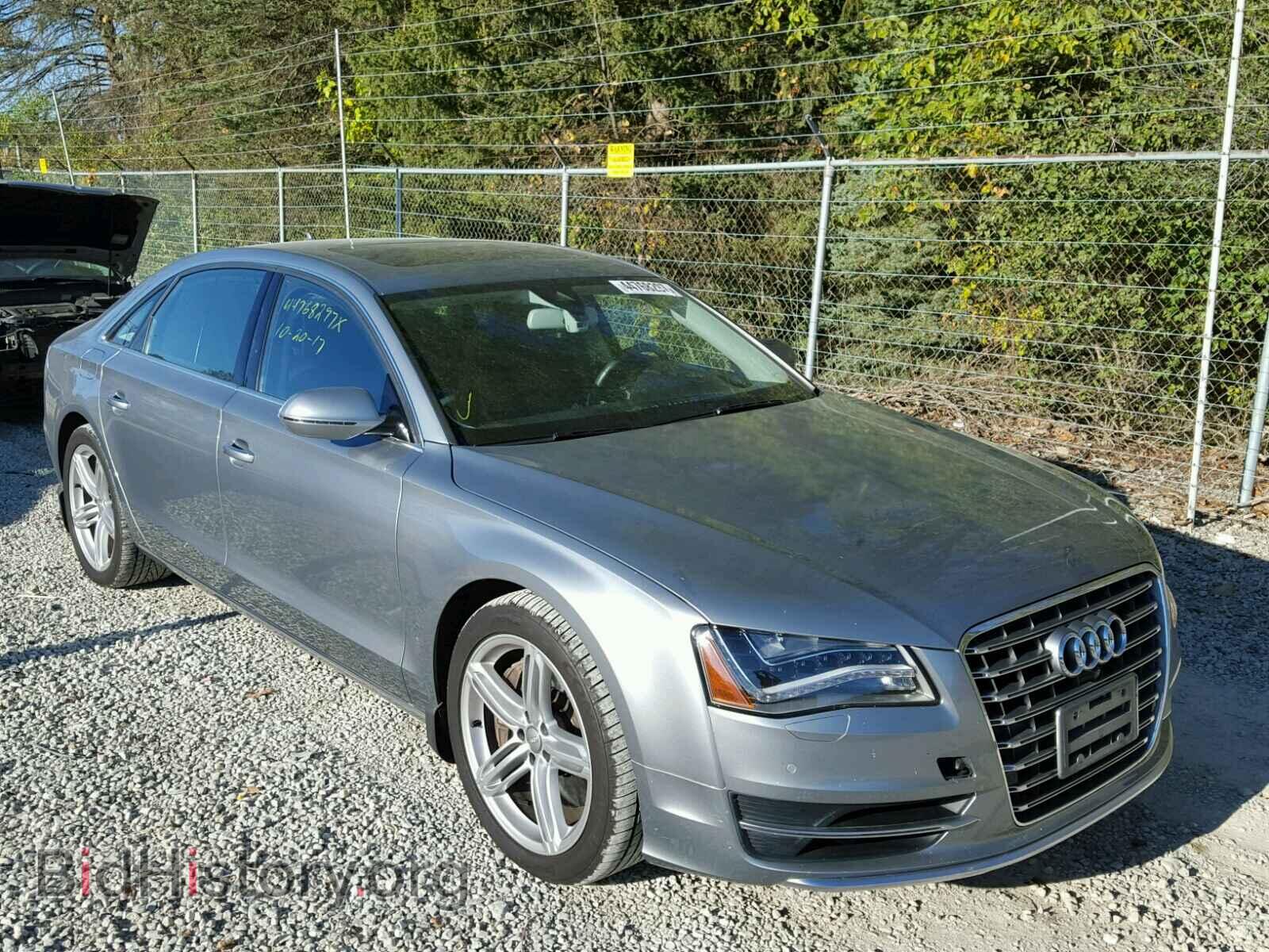 Фотография WAUR2AFD4DN020260 - AUDI A8 2013