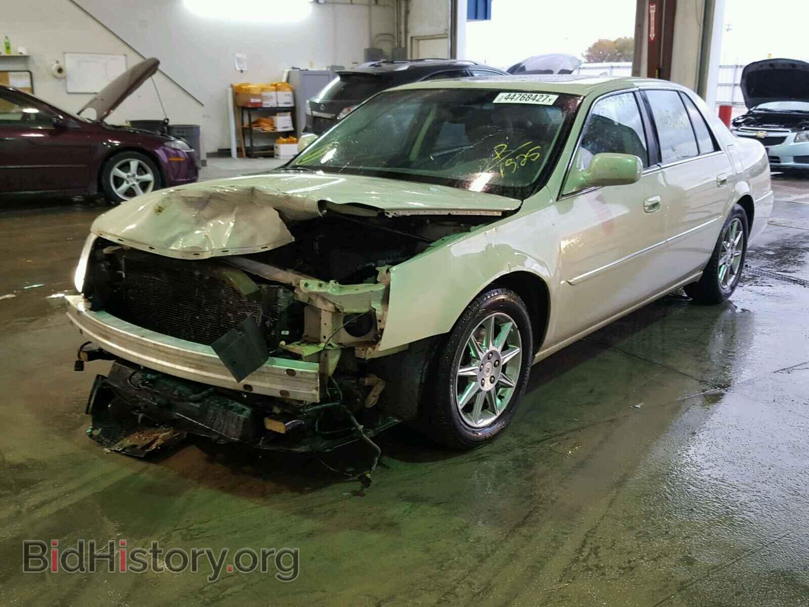 2010 CADILLAC DTS - VIN: 1G6KD5EY1AU131525 - Фото 2