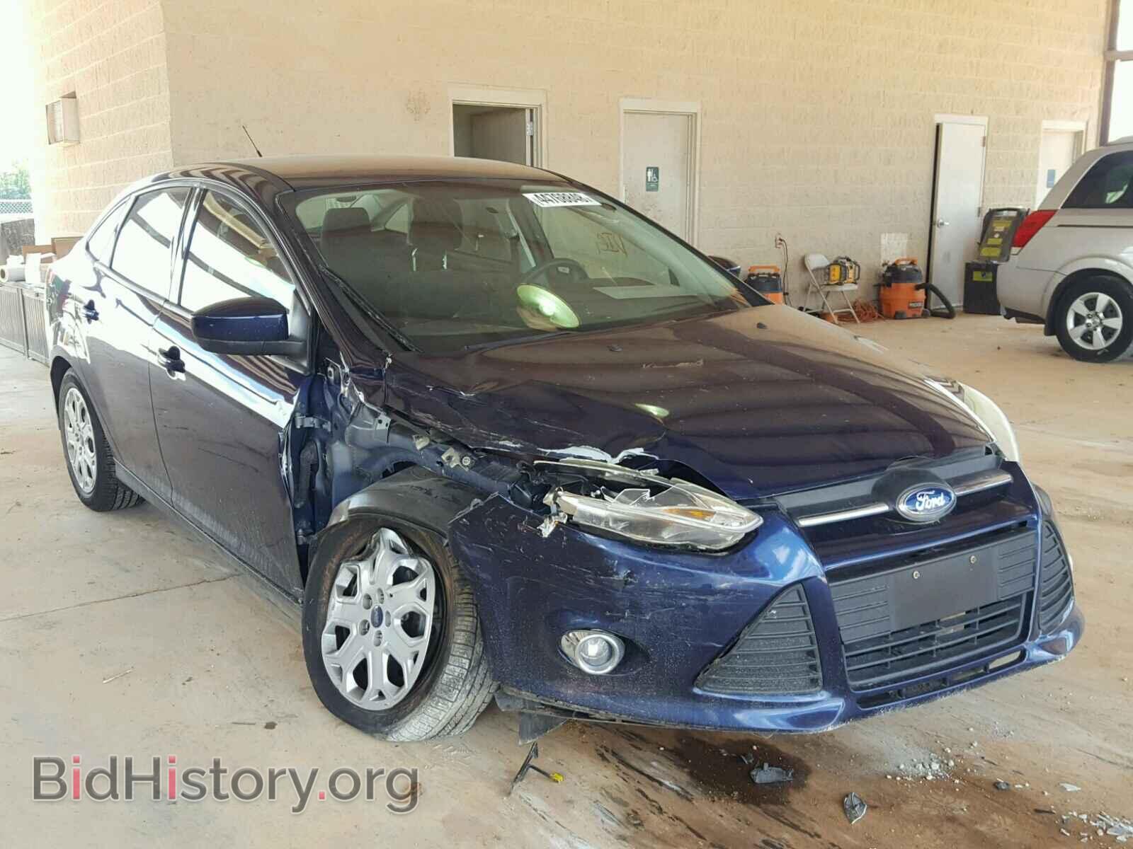 2012 Ford FOCUS Focus SE (VIN 1FAHP3F25CL157475) — photo 1 of 10, Copart, damage: front end