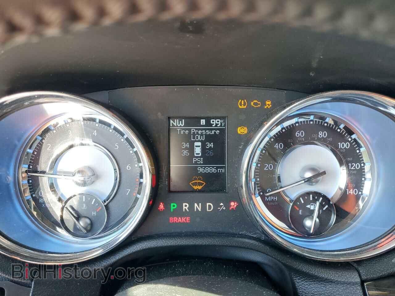 2011 CHRYSLER 300 - VIN: 2C3CA5CG2BH547421 - Фото 9