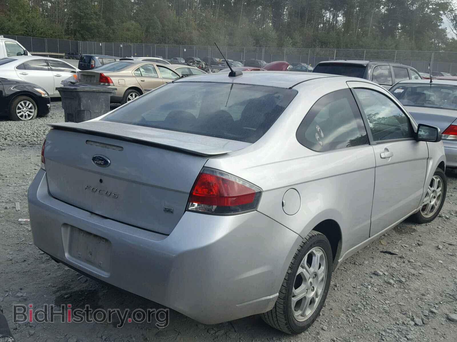 2009 FORD FOCUS - VIN: 1FAHP32N49W211565 - Фото 4