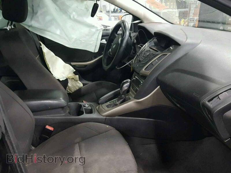 2012 Ford FOCUS (VIN 1FAHP3H21CL348369) — photo 5 of 10