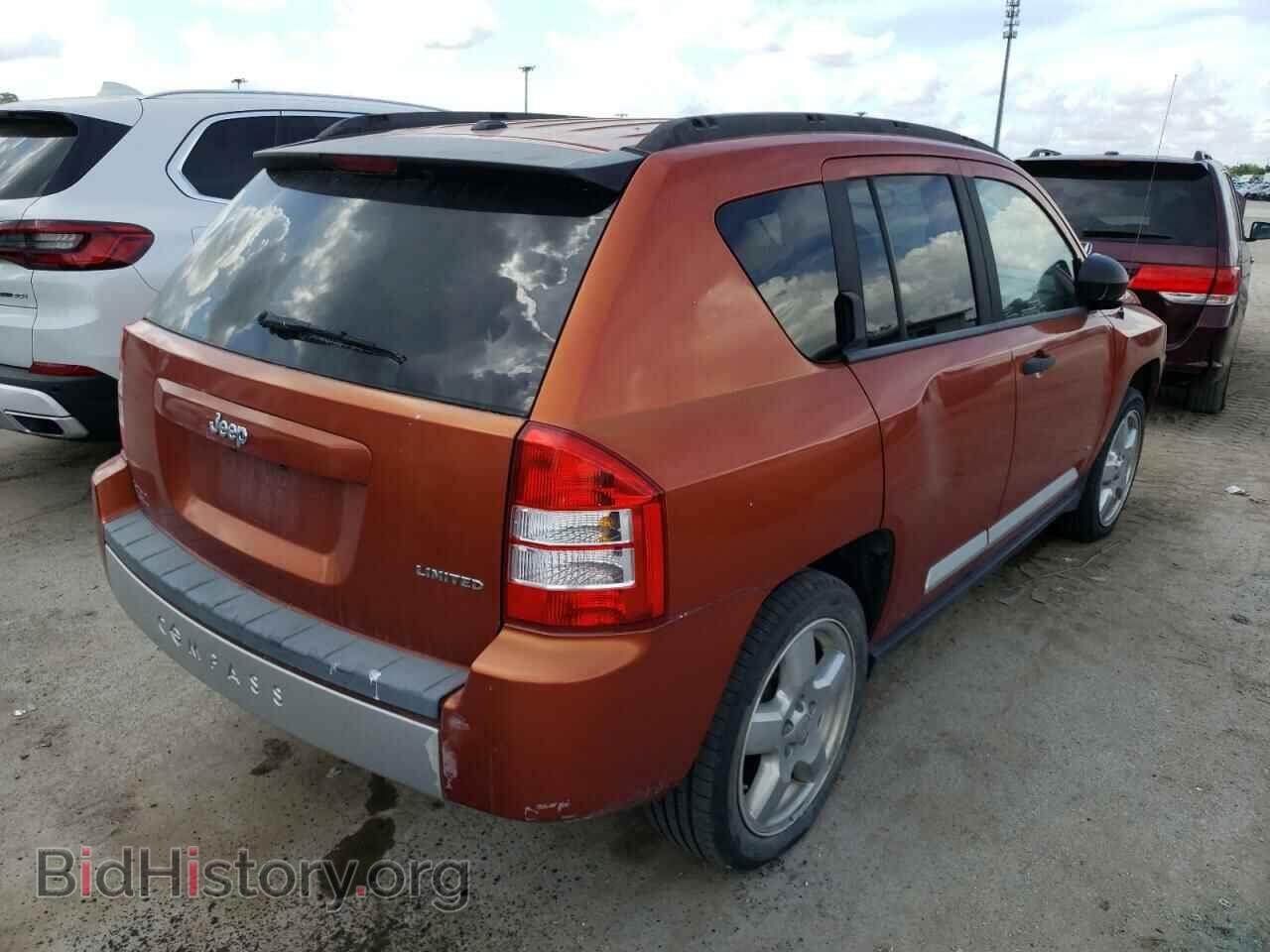 2008 JEEP COMPASS - VIN: 1J8FT57W48D601031 - Фото 4