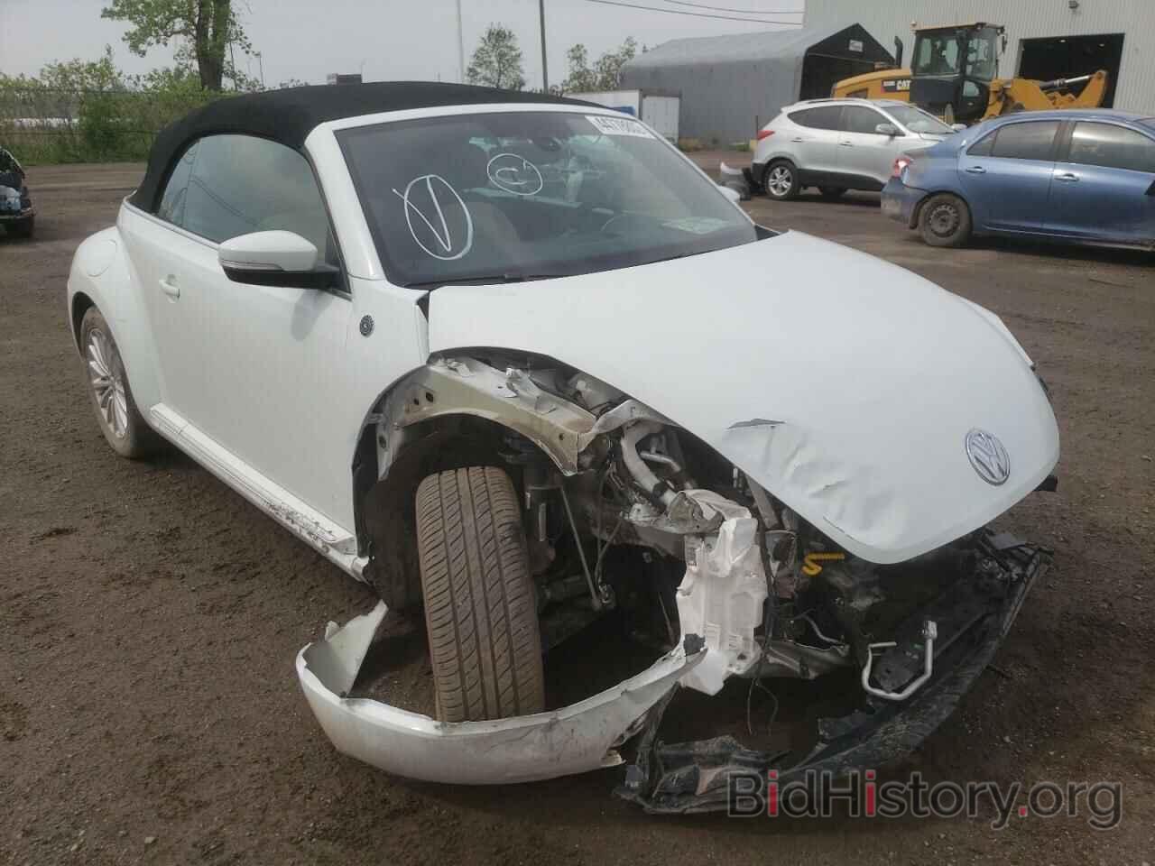 Photo 3VW5DAAT0KM501086 - VOLKSWAGEN BEETLE 2019