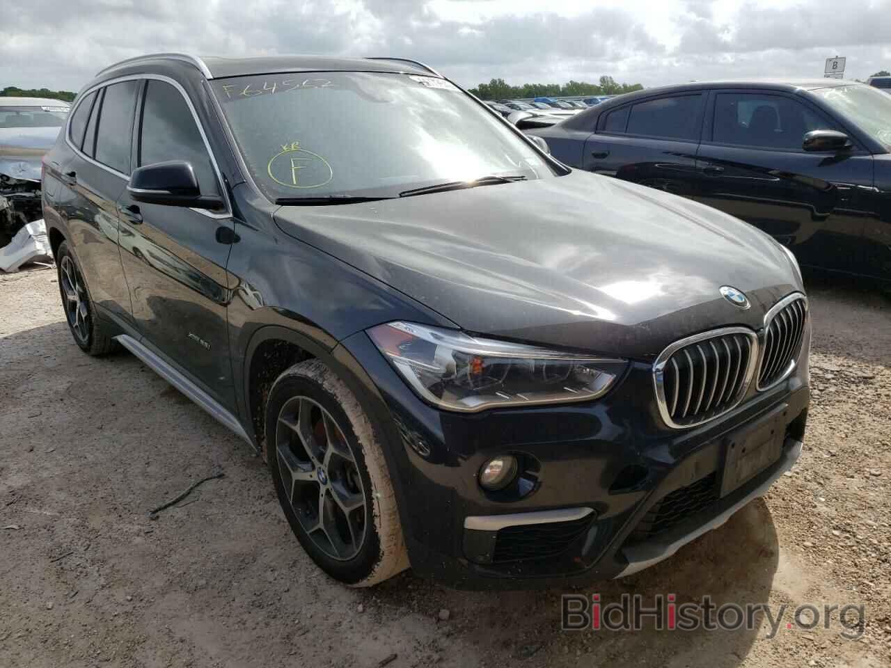 Фотография WBXHT3C34G5F64562 - BMW X1 2016