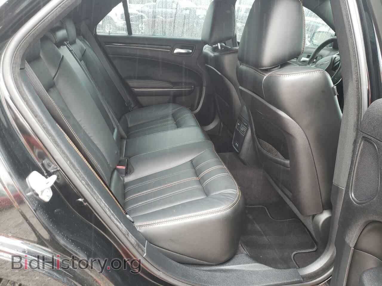 2016 CHRYSLER 300 - VIN: 2C3CCAGG5GH270560 - Фото 6