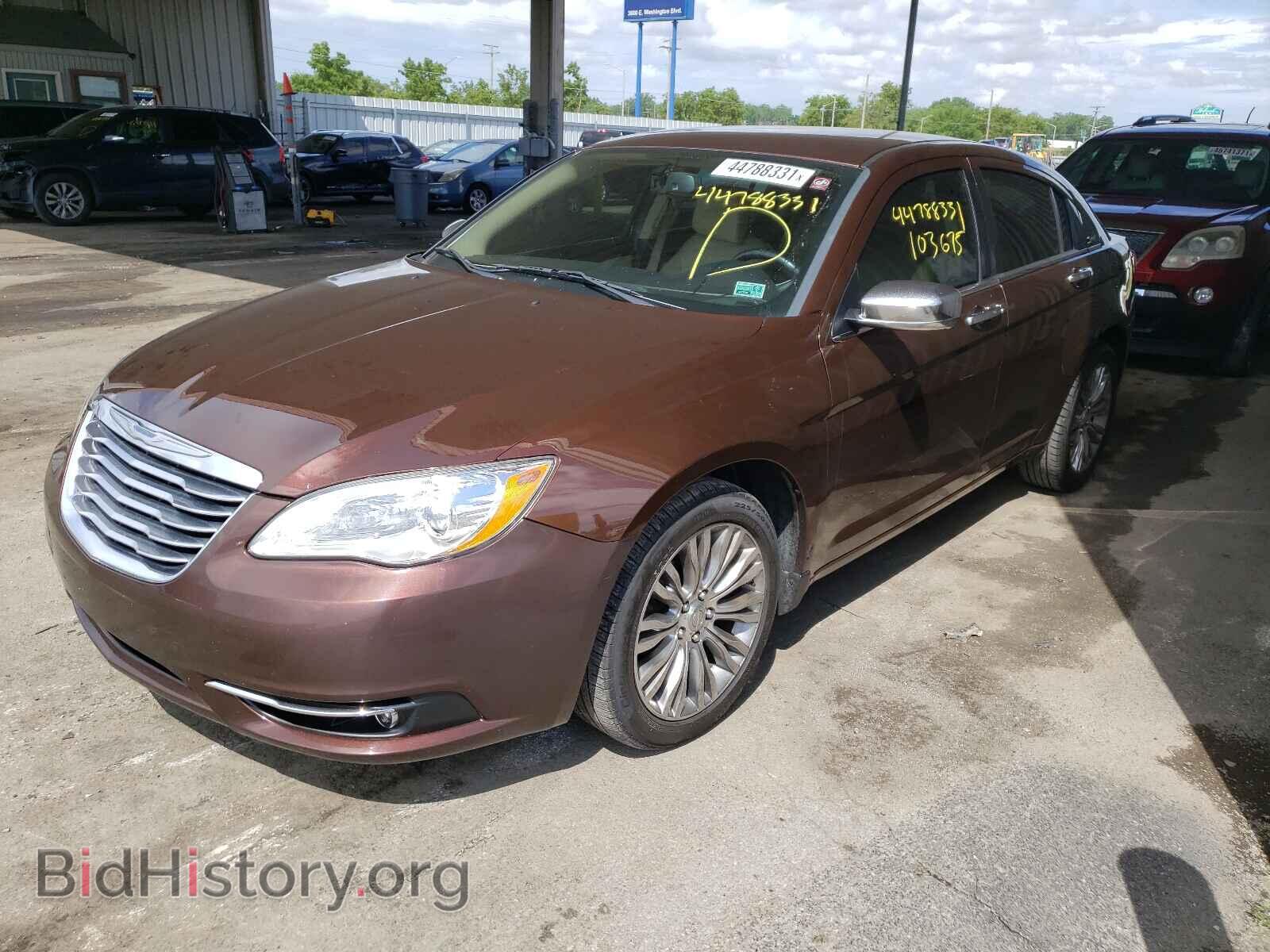 2012 CHRYSLER 200 - VIN: 1C3CCBCB0CN304387 - Фото 2